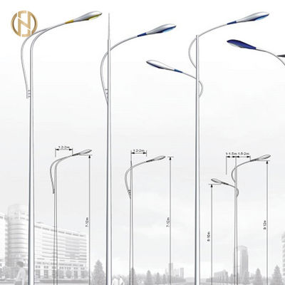 Einzelnes/doppeltes Arm-StraßenlaternePole 12M 10M 8M 6M Galvanized Light Pole