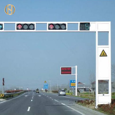 kaufen Heißes Bad galvanisiert Ampel-Posten-Erdbeben-beständige lange Nutzungsdauer online manufacture
