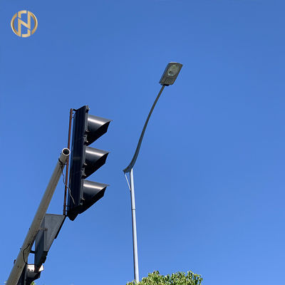 kaufen 35m hoher Mast-Solarstraßenlaterne-achteckiger doppelter Arm einarmig online manufacture