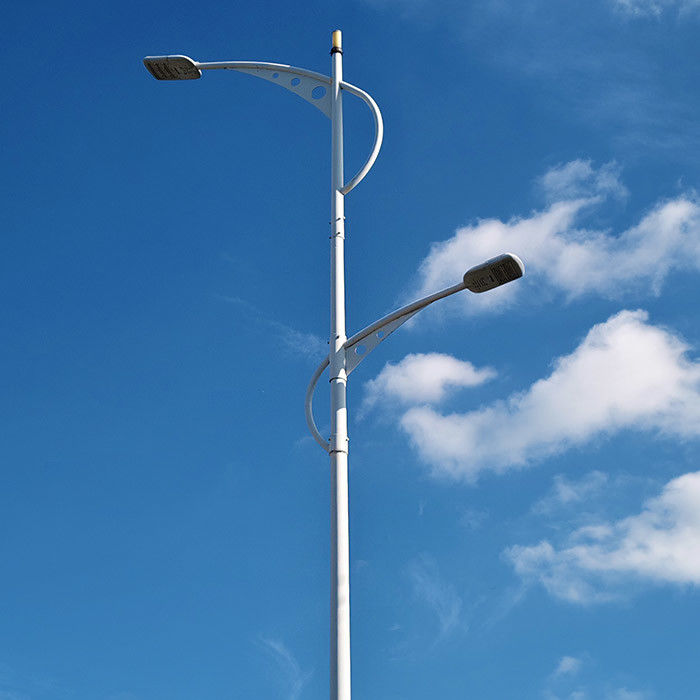 Hot-Dip Galvanized Steel Street Light Pole für Garten Highway Street Square mit anpassbarem Design und langlebigem Material