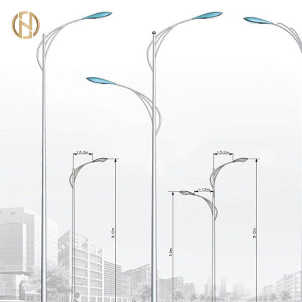 Hohe Präzisions-Straßenlaterne Pole 6 - 12M Höhe mit verschiedenem Entwurf