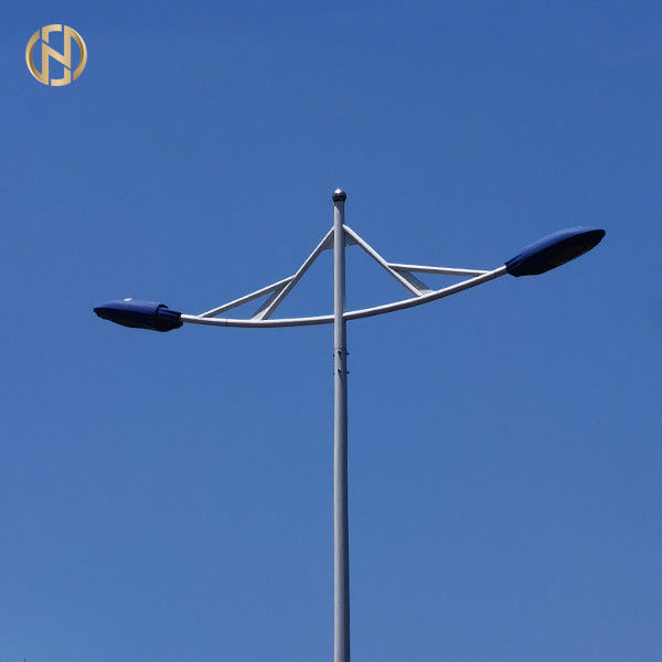 6 - 15M Street Light Pole Antikorrosion heller Stahlpole mit verschiedenem Entwurf