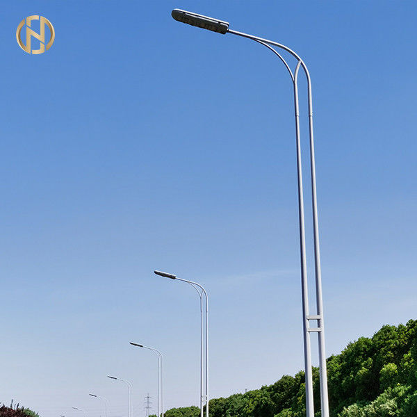 Hot Dip Galvanized Octogonal Solar Street Light Pole Design für Kegel-, Vielseiter-, Rund- oder andere Multi-Pyramidenform