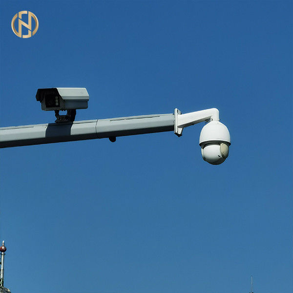 Achteckiger Befestigungshöhen-Wind Form-Stahl CCTV Pole 3-20M beständig