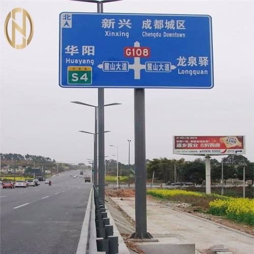 6m 6.5m 8m Verkehrsschild Pole galvanisierte achteckige Form Stahlstraßenschild-Polen