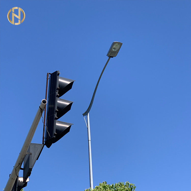 35m hoher Mast-Solarstraßenlaterne-achteckiger doppelter Arm einarmig